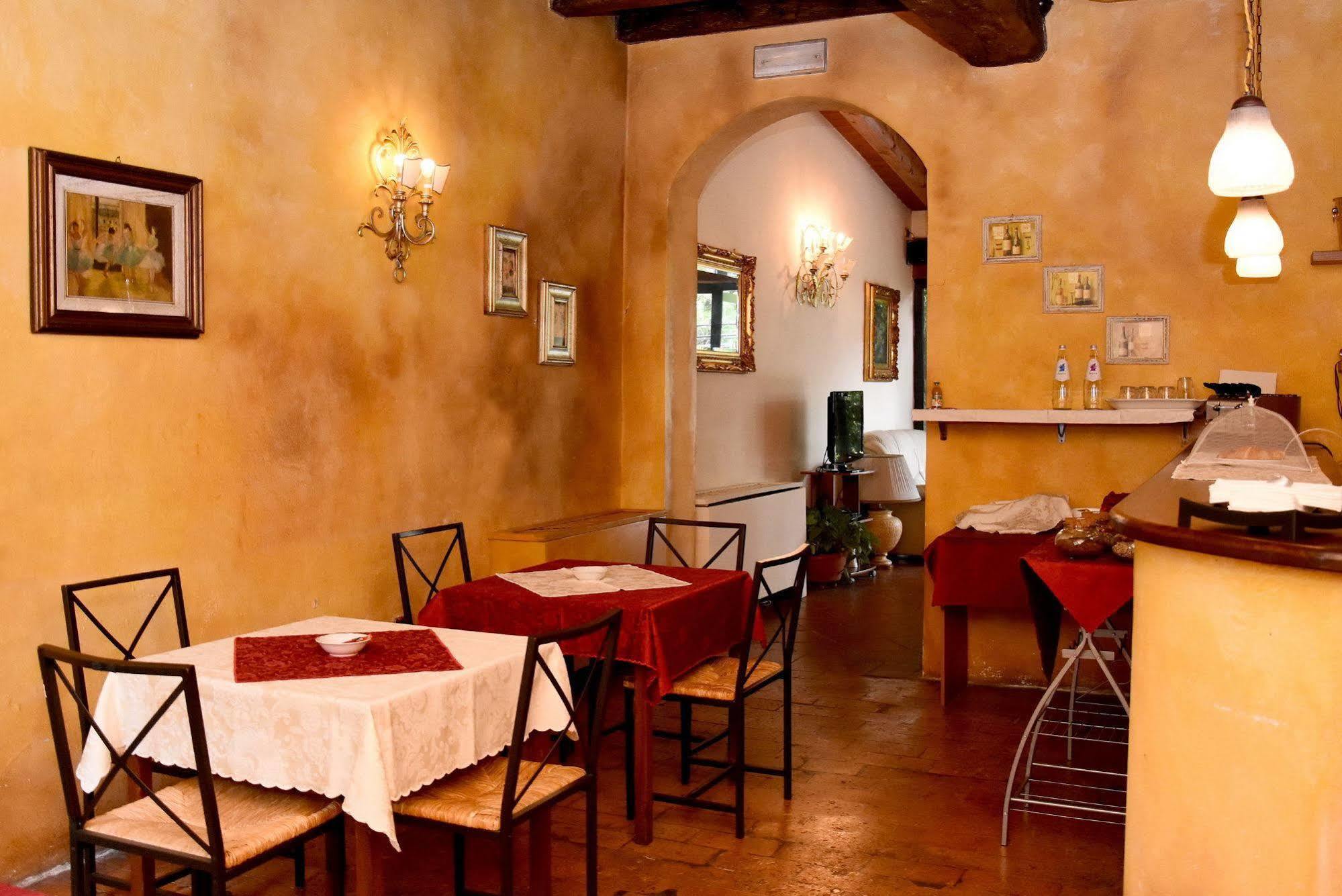 Albergo Dimora Storica Antica Hostelleria 크레마 외부 사진